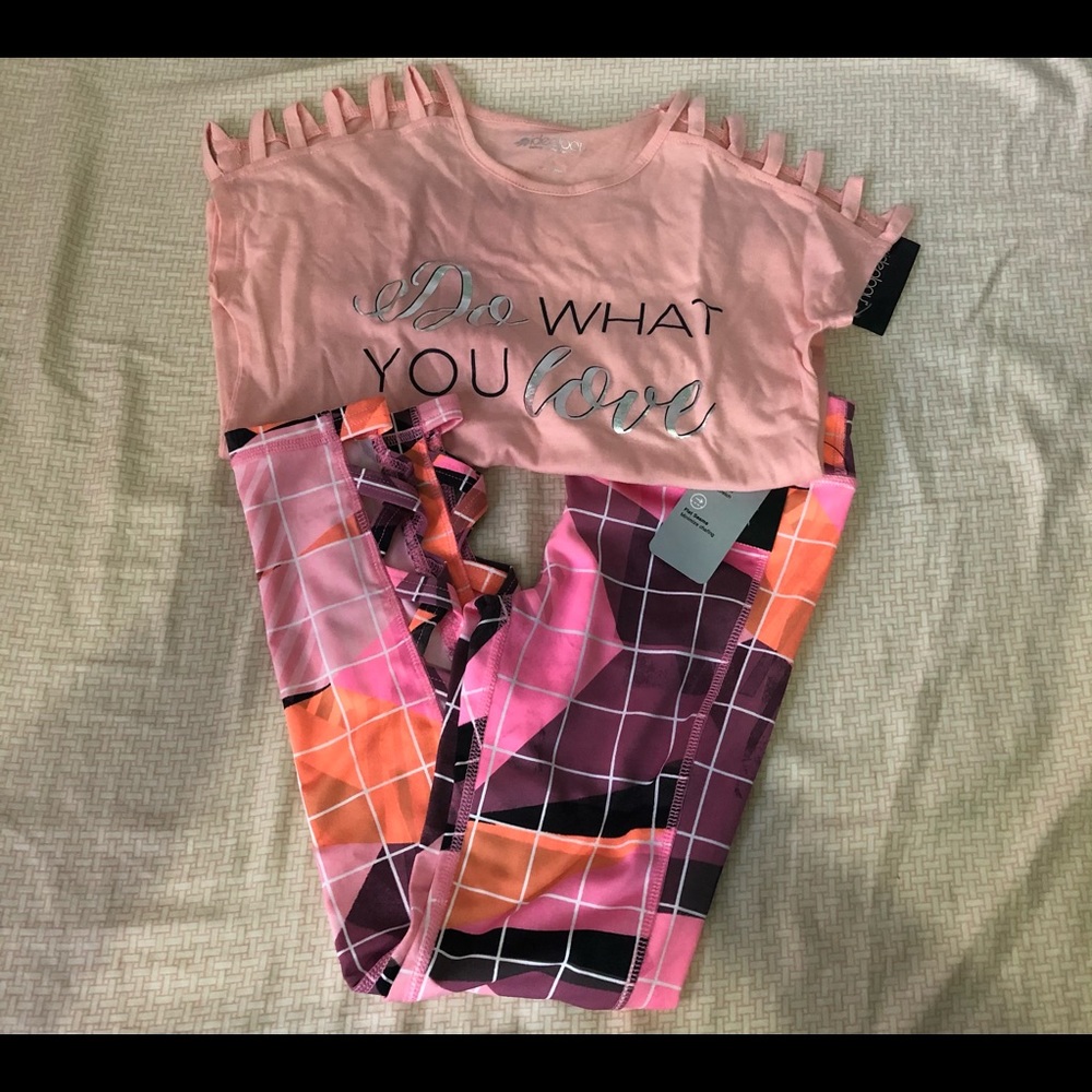 Size 7/8 Kids Leggings and Top. Brand New.
